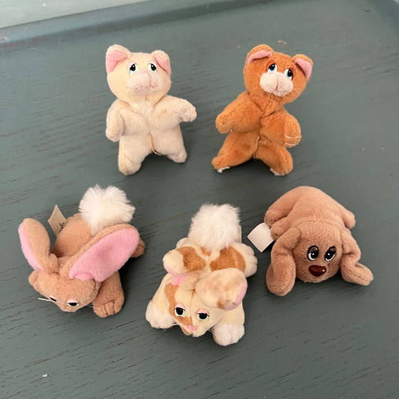 Lot of 5 Vintage 1990’s Pound Puppies - Picture 4 of 4